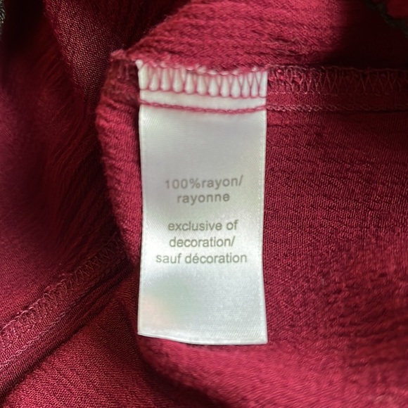 Maurice’s Women’s Burgundy and Black Embroidered‎ 3/4 Sleeve Blouse Size 0 - Picture 8 of 8